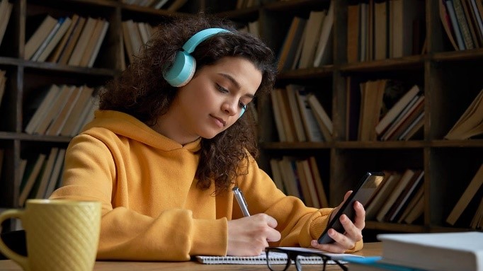 girl studying in library